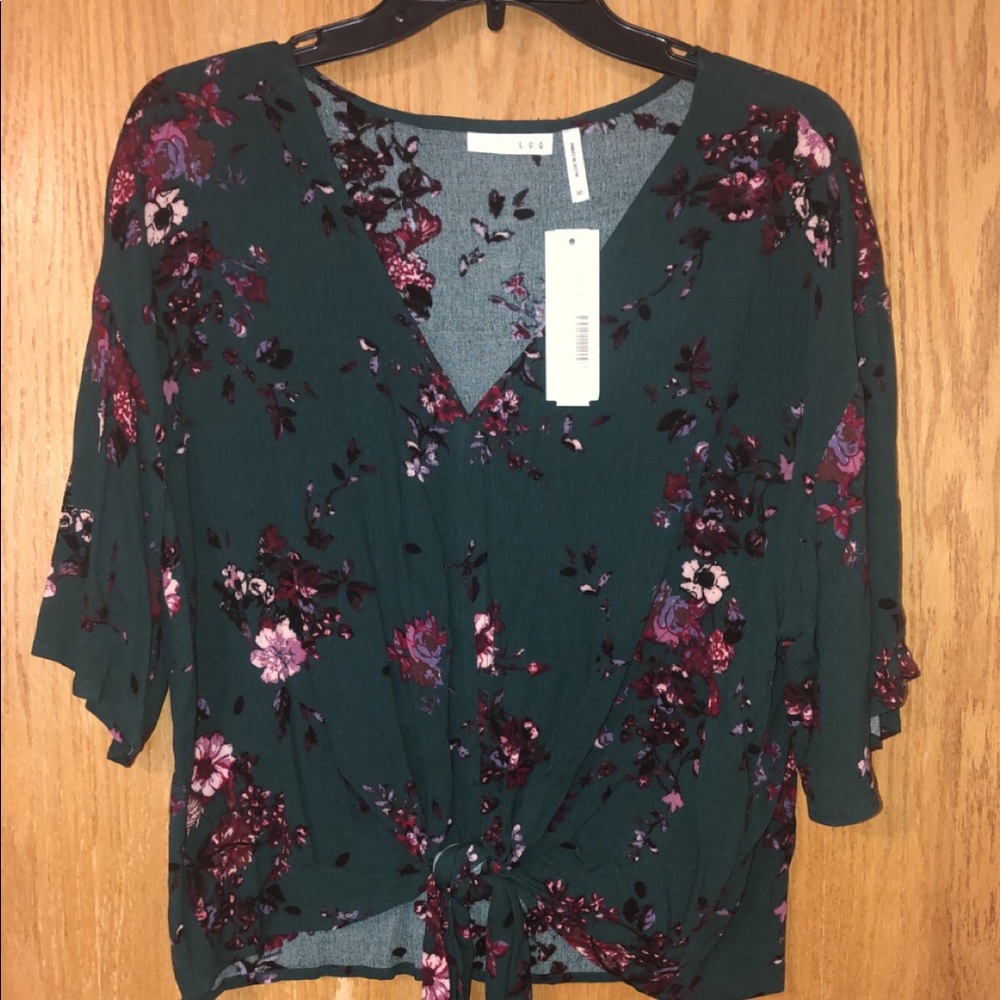 Flowy top